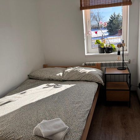 Apartament Numer 1, Dwie Sypialnie Dwa Lozka Orzysz Zewnętrze zdjęcie