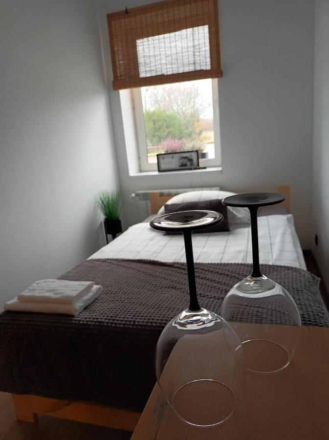 Apartament Numer 1, Dwie Sypialnie Dwa Lozka Orzysz Zewnętrze zdjęcie